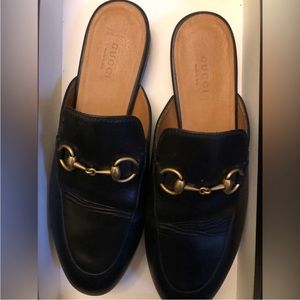 Gucci- Princetown leather mules 37